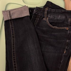 COPY - Women’s Seven brand skinny stretch jeans.